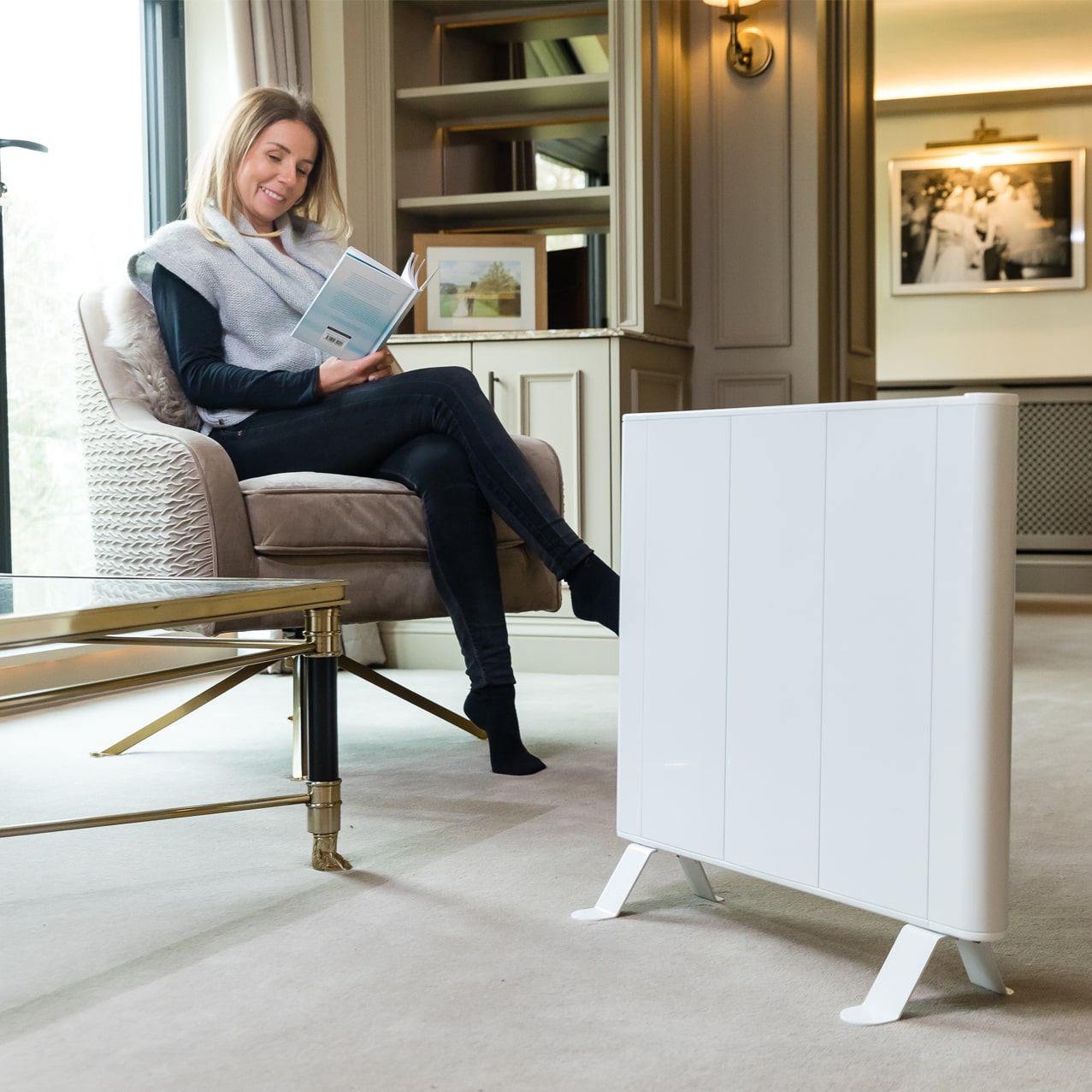 Free standing electric radiator